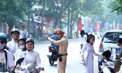CSGT Hà Nội ra quân đảm bảo ATGT ngày khai giảng