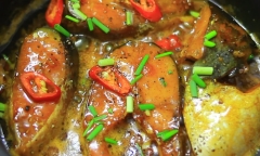 Bí quyết làm món cá kho tộ ngon đậm đà cho bữa cơm gia đình