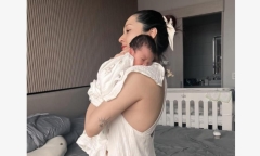 Người thân tiết lộ về thời điểm Bảo Anh phát hiện đang mang thai con đầu lòng