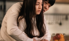 Mặt mộc gây chú ý của Kim Tae Hee ở tuổi 43