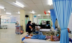 Làm rõ nguyên nhân đoàn khách du lịch nhập viện với biểu hiện nôn ói ở Đà Nẵng