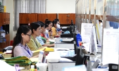 Từ 1/8: 4 trường hợp công chức được cho thôi việc và 4 trường hợp chưa được giải quyết thôi việc