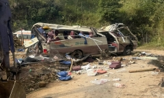 Vụ lật xe chở đoàn thiện nguyện, 9 người tử vong ở Lào Cai: Nhân chứng kể lại khoảnh khắc đau lòng
