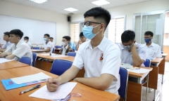 Triệu tập nhóm liên quan vụ nữ sinh bị đánh hội đồng tại Cao đẳng Việt Xô số 1