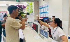Chủ tịch UBND TP.HCM yêu cầu cắt giảm ít nhất 30% thời gian thực hiện thủ tục hành chính