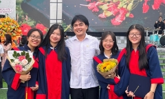 Thầy Hiệu trưởng nhắn nhủ sĩ tử “mang vào phòng thi lòng trung thực”