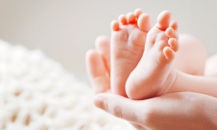 Vợ sinh con, lao động nam được hưởng chế độ thai sản như thế nào?