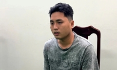Vụ thanh niên chém nhân viên soát vé phà ở An Giang: Phi tang hung khí ở đâu?