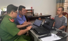 Bắt khẩn cấp thanh niên cướp tiệm vàng, kéo lê nữ nhân viên ở TP.HCM
