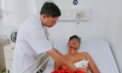 Báo động đỏ cứu sống bệnh nhân bị dao đâm nguy kịch