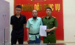 Công an phối hợp giải cứu nam sinh lớp 10 bị lôi kéo sang Campuchia