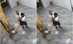 Clip: Phẫn nộ cảnh cô gái đang chờ thang máy bị kẻ lạ mặt tấn công, sàm sỡ