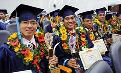 Bộ Nội vụ đề xuất miễn thuế thu nhập cá nhân 5 năm cho nhân tài