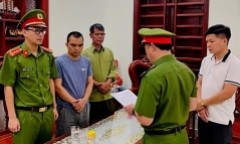 Triệt phá đường dây mua bán hóa đơn