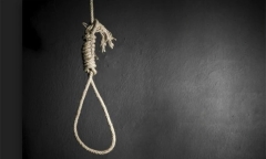 Buồn chán vì lo lắng cho bố ốm nặng, nữ sinh 19 tuổi định kết thúc cuộc đời