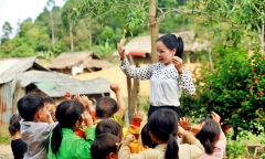 Giáo viên vùng đặc biệt khó khăn có được hưởng phụ cấp công tác lâu năm trong thời gian nghỉ hè?