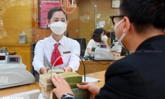 Một ngân hàng vừa giảm lãi suất tiền gửi