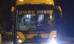 Tin tức tai nạn giao thông mới ngày 3/5: Xe khách va chạm xe máy, 3 người tử vong tại chỗ