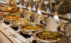 Không ăn sáng có được trừ tiền phòng khách sạn hay không?
