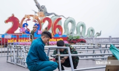 Hà Nội: Các trận địa pháo hoa sẵn sàng cho đêm giao thừa