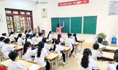 Giáo viên có được dạy thêm môn khác cho học sinh mình đang dạy?