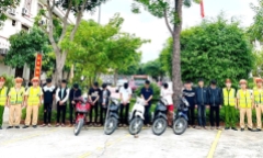 14 thanh thiếu niên “cưỡi” xe máy không biển số, chém bị thương người đi đường