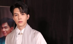 Anh Tú lên hình