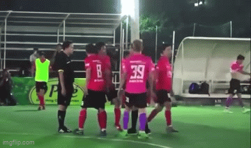 Trọng tài futsal bị đấm gục trên sân đã làm đơn tố cáo lên công an