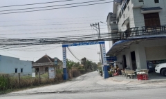 Long An: Điều tra vụ người đàn ông chém vợ, truy sát mẹ nuôi