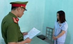 Khởi tố người phụ nữ lừa giám đốc công ty hơn 4 tỷ đồng tiền “chạy án”
