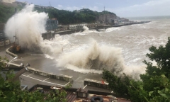 Bão số 2 giật cấp 10, di chuyển vào Hải Phòng- Nghệ An