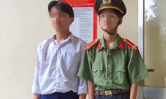 Tây Ninh: Bắt thiếu niên giả mạo công an đi thu tiền