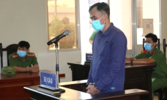 Cay cú vì xin lại