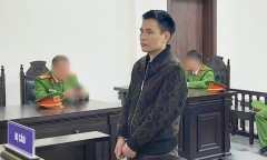 Lao ô tô vào công an đang làm nhiệm vụ, người đàn ông lĩnh hơn 14 năm tù