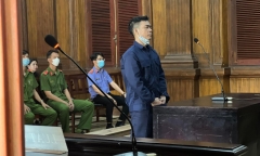 Đâm chết 