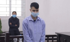 Tạo livestream để các cô gái khoe