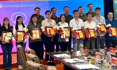 10 công dân đầu tiên được cấp tài khoản định danh điện tử