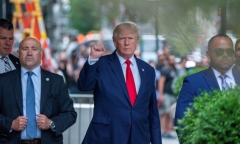 Bộ Tư pháp Mỹ phản đối tiết lộ bằng chứng hỗ trợ khám xét nhà ông Trump