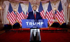 Nhà Trắng đáp trả ông Trump sau lời kêu gọi đình chỉ hiến pháp