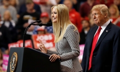 Ông Trump tuyên bố tái tranh cử, 