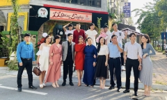 11 tháng 5 ngày hé lộ kết phim viên mãn, Á hậu Phương Nga bất ngờ xuất hiện tại hậu trường