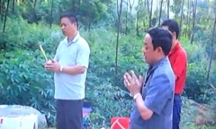 Vợ chồng “cậu Thủy” tự xưng nhà ngoại cảm, chiếm đoạt 8 tỷ đồng