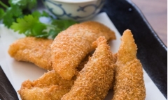 Bật mí cách làm gà chiên dừa nạo cực đơn giản, ngon miễn chê