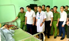 Truy bắt đối tượng buôn ma túy nhiễm HIV, thiếu tá công an bị chém trọng thương