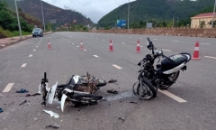 Tin tức tai nạn giao thông ngày 15/5/2021: Xe máy đối đầu, 2 người chết