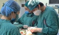 Tin tức đời sống ngày 26/7: Lấy 10 chiếc răng mọc ngầm trong khối u bám chắc xương hàm