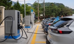 Bổ sung giá bán điện cho trạm sạc xe điện: Từ 1.306 - 3.937 đồng/kWh