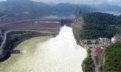 Nước ồ ạt về hồ thủy điện miền Bắc, sản lượng điện tăng vọt