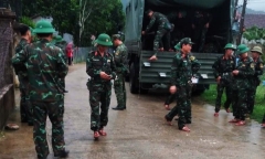 Vụ máy bay quân sự rơi ở Bình Định: Đã liên lạc được với 2 phi công 