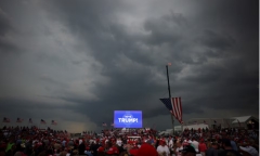 Lý do ông Donald Trump đột ngột hủy cuộc vận động tranh cử ở Bắc Carolina